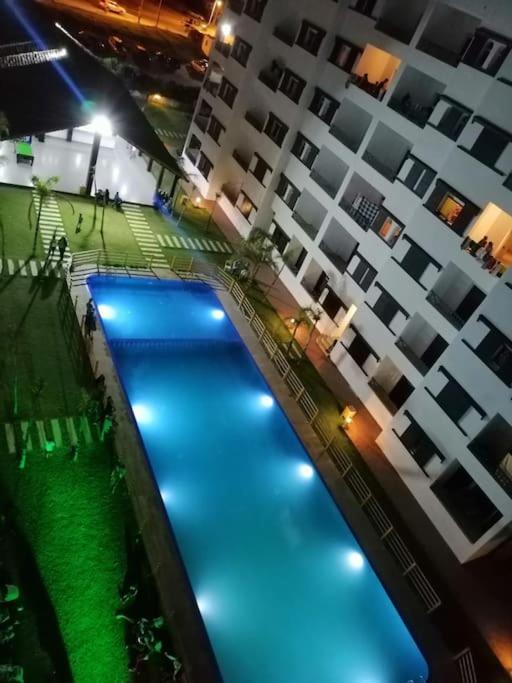 Appartement Luxueusement Meuble Avec Piscine Oued Laou Exterior photo